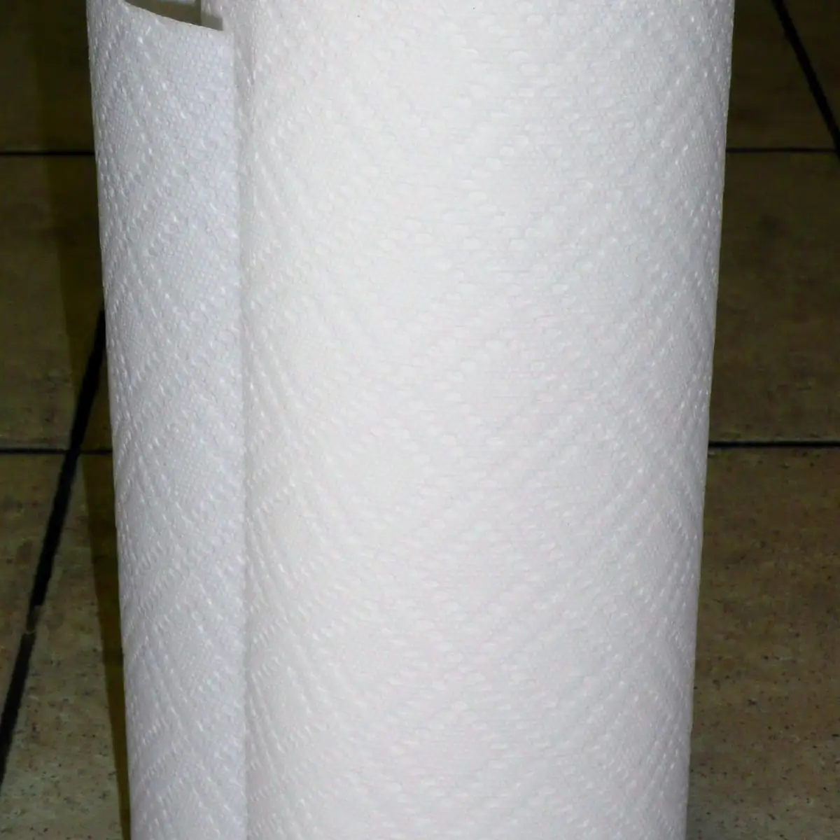 Jumbo hand towel roll