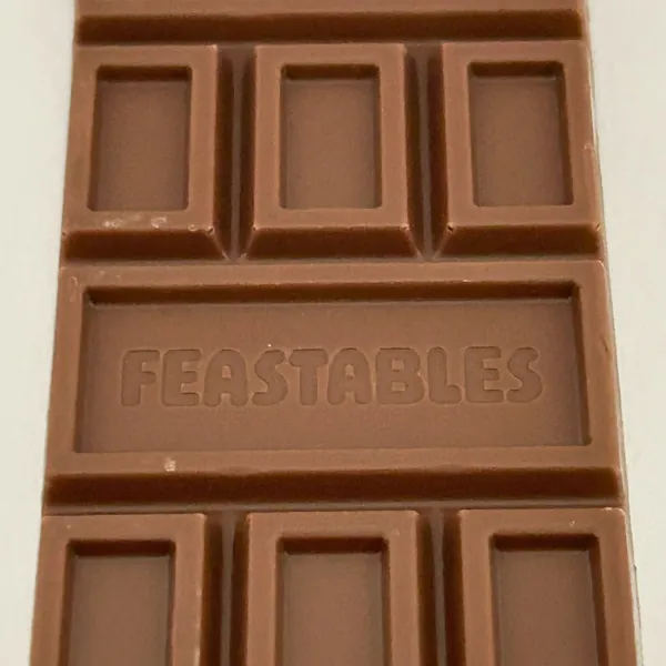 Veliche — Inspiration milk chocolate 32% 10 kg bag, per kg
