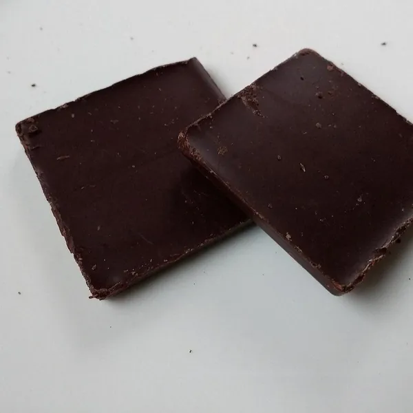 Veliche — Essential dark chocolate 54% 10 kg bag, per kg